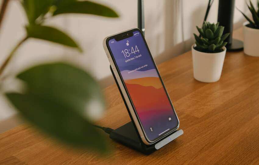 Qi Wireless Charger To Recharge Your Power Bank 1