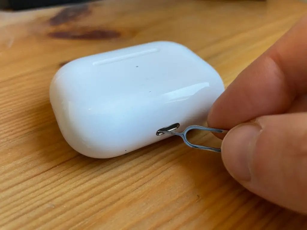 What To Do If Your Power Bank Keeps Disconnecting While Charging Your