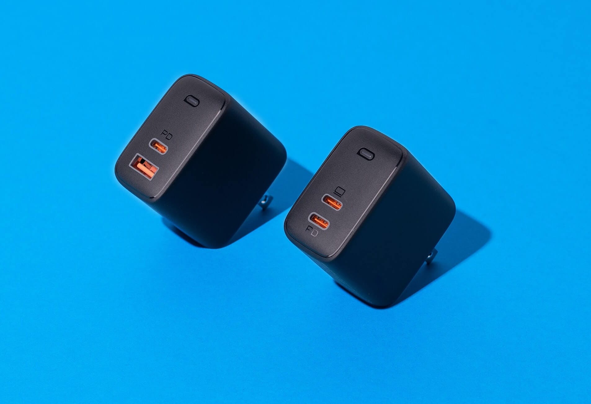 Best Charger Station For Multiple Devices & Fast Charging For 2025