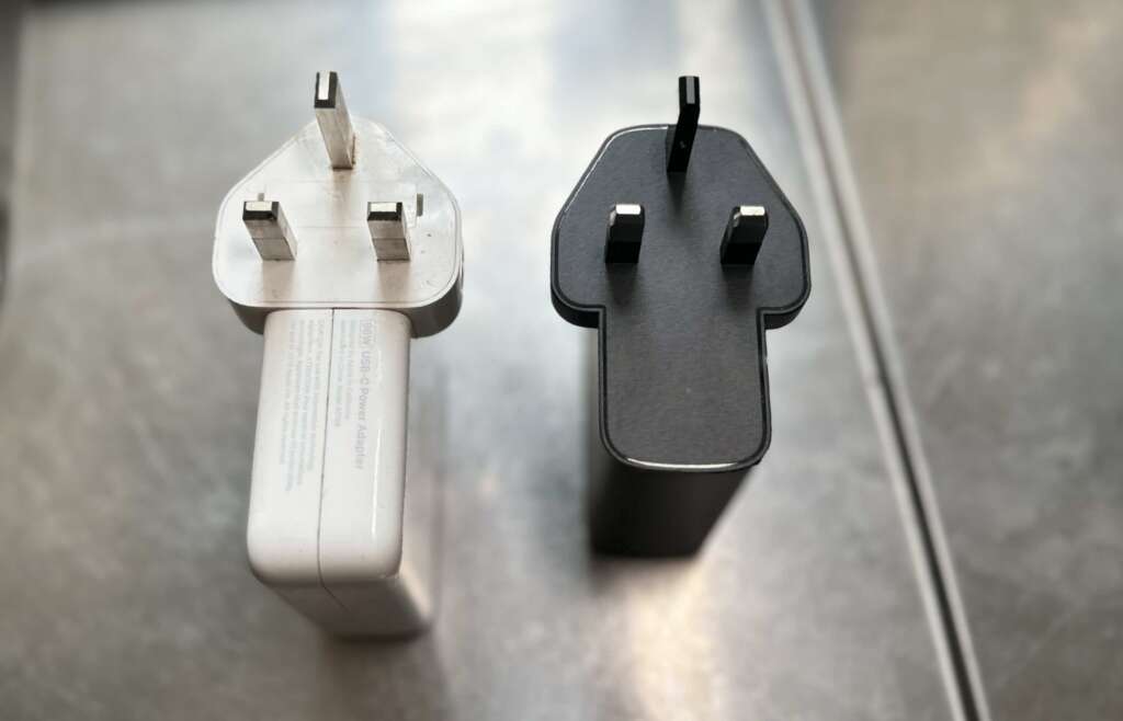 Voltme Revo 140 Gan Charger Compared To Apple Charger Plugs