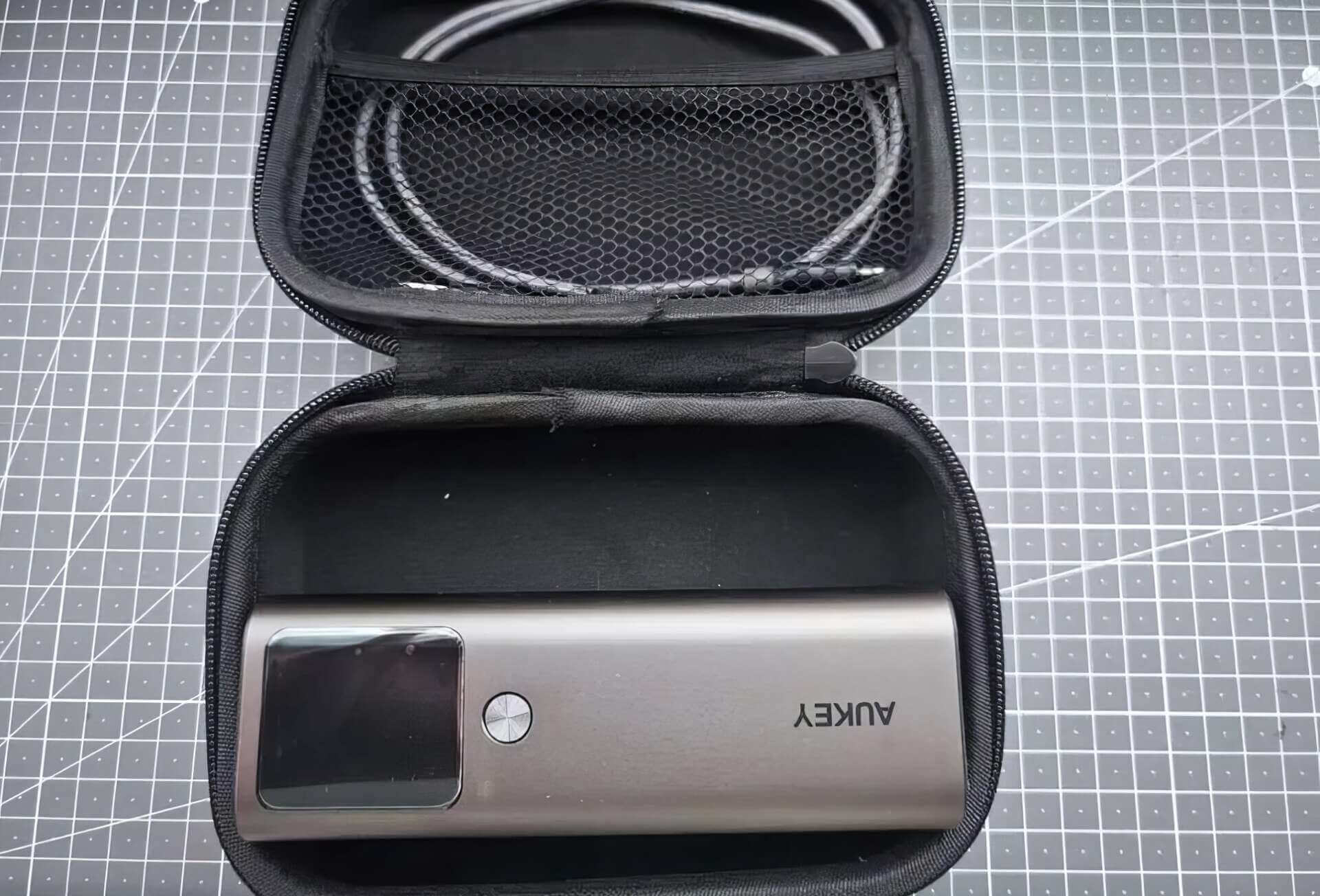 AUKEY PB Y45 27600mAh 140W